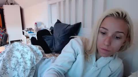 Lena online show from September 23, 2025, 9:34 am