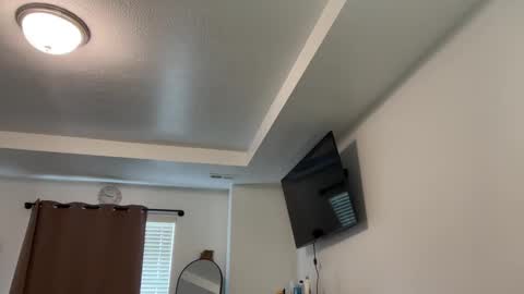 chicka online show from February 7, 2025, 4:46 pm