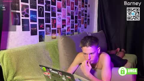 Fansly  Barney  and Kevin T  online show from September 18, 2025, 3:25 pm