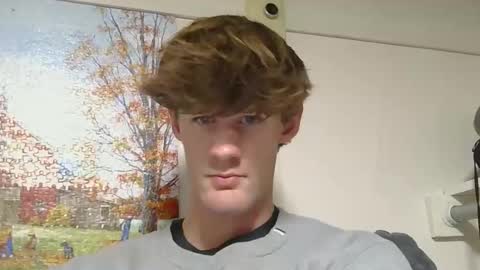 basicallyjustmee online show from December 4, 2025, 9:56 pm