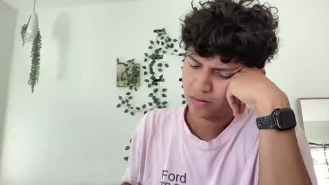 Basicflxp online show from May 9, 2026, 3:39 pm