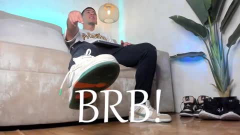 Bastian Independent Model online show from March 27, 2026, 12:05 pm