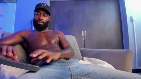 Bastian. online show from November 10, 2025, 12:04 pm