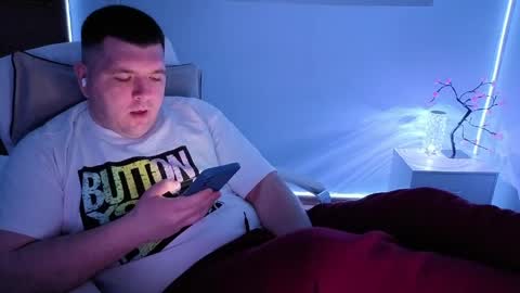 Snapshot of basystem8 chatting on April 8, 2026, 3:39 am BASY online show from April 8, 2026, 3:39 am