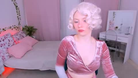 Snapshot of bat_laughing_bat chatting on May 5, 2026, 11:29 am Ask me online show from May 5, 2026, 11:29 am