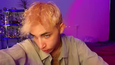 mett online show from September 9, 2025, 9:20 am