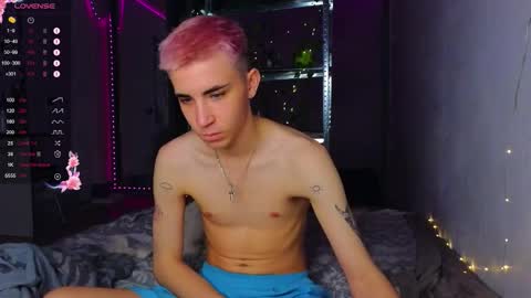 mett online show from September 19, 2025, 6:41 pm