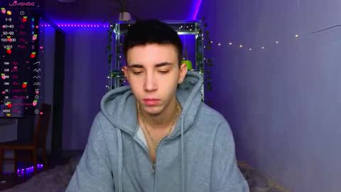 mett online show from September 29, 2025, 8:35 pm