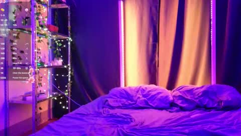 mett online show from October 1, 2025, 6:47 pm