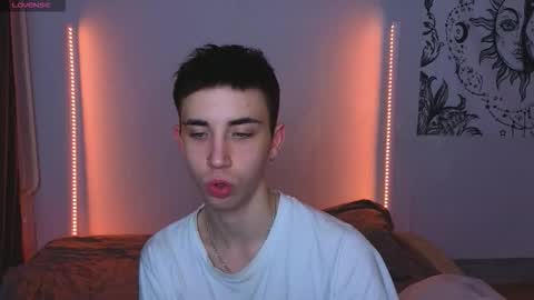 mett online show from October 9, 2025, 10:52 pm