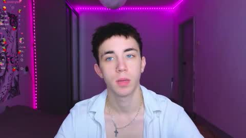 mett online show from October 25, 2025, 8:25 pm