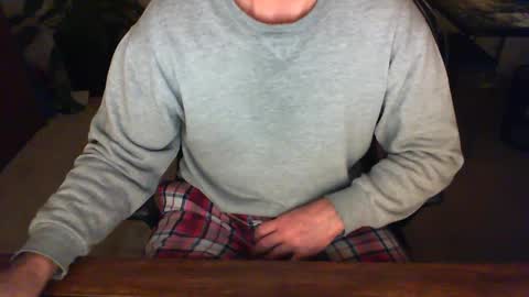 Snapshot of batebro13 chatting on December 8, 2024, 1:25 pm BateBro13 online show from December 8, 2024, 1:25 pm