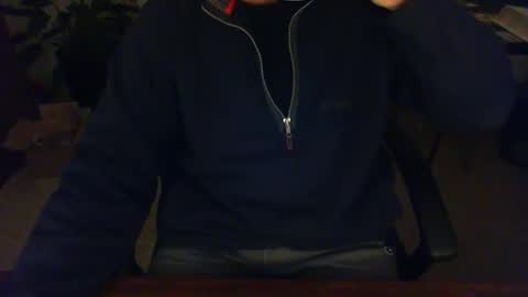 Snapshot of batebro13 chatting on December 10, 2024, 12:27 pm BateBro13 online show from December 10, 2024, 12:27 pm