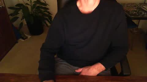 Snapshot of batebro13 chatting on December 24, 2024, 12:22 pm BateBro13 online show from December 24, 2024, 12:22 pm