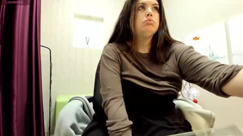 battymoll online show from January 14, 2026, 3:39 pm