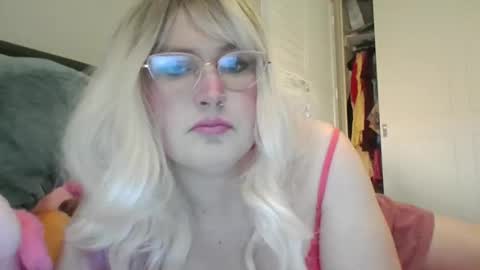 Snapshot of bawblejam chatting on September 26, 2025, 7:51 pm BjBambi online show from September 26, 2025, 7:51 pm