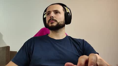 Snapshot of baxxline chatting on September 28, 2025, 10:37 pm Baxxline online show from September 28, 2025, 10:37 pm