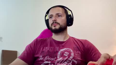 Snapshot of baxxline chatting on November 21, 2025, 11:03 pm Baxxline online show from November 21, 2025, 11:03 pm