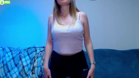 bb__bonami_ online show from October 8, 2025, 3:31 pm