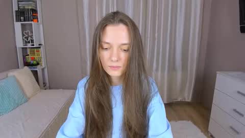 Snapshot of bb_lourels_ chatting on November 4, 2025, 3:22 pm Lourel I will be here on and online show from November 4, 2025, 3:22 pm