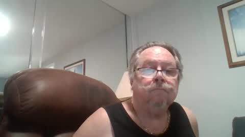 Single Grandpa in Florida. Love to C2C and have Fun Privately online show from December 19, 2025, 4:58 pm