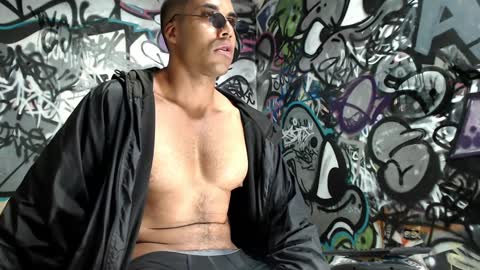 Justin online show from December 4, 2024, 11:13 pm