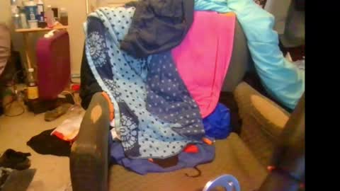 rocker n queen online show from October 16, 2025, 12:39 pm