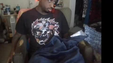 rocker n queen online show from November 7, 2025, 4:51 pm