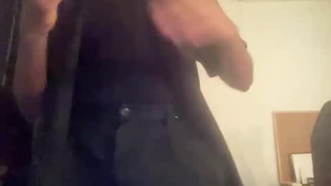 Snapshot of bbcdaevon8inch chatting on December 8, 2024, 6:54 am Daevon online show from December 8, 2024, 6:54 am