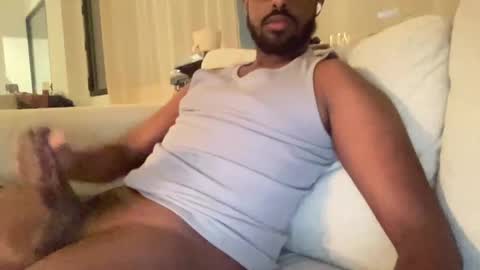 Snapshot of bbcdaevon8inch chatting on January 9, 2025, 5:13 am Daevon online show from January 9, 2025, 5:13 am