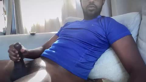 Snapshot of bbcdaevon8inch chatting on October 15, 2025, 2:39 pm Daevon online show from October 15, 2025, 2:39 pm