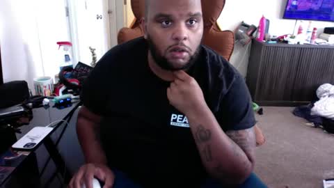 Snapshot of bbnsbbc chatting on November 5, 2025, 3:45 pm BBNsBBC online show from November 5, 2025, 3:45 pm