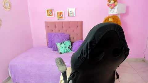 Charlote online show from March 30, 2026, 12:28 pm