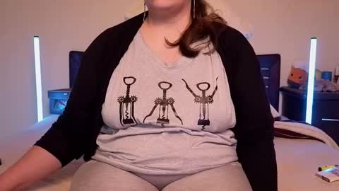 Love online show from December 19, 2025, 4:30 am