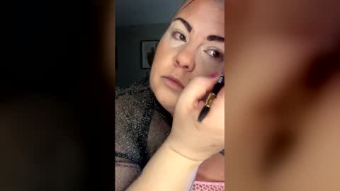 Snapshot of bbwblonde86 chatting on April 28, 2026, 2:33 pm Desire online show from April 28, 2026, 2:33 pm