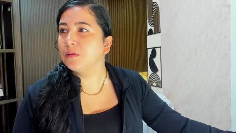 bbwluxurymuse online show from May 14, 2026, 11:17 am
