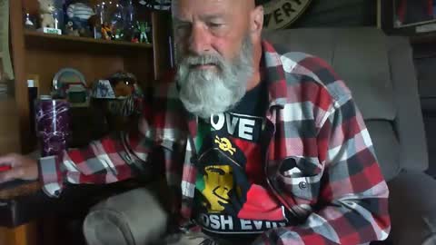 bbwlvr16 online show from October 1, 2025, 9:32 pm