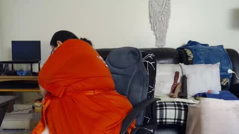 Julie online show from January 13, 2026, 5:40 pm