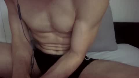 Snapshot of bbxx_2 chatting on April 15, 2026, 8:42 pm bbxx_2 online show from April 15, 2026, 8:42 pm