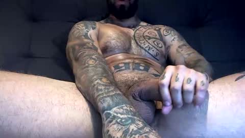 bby044 online show from December 30, 2024, 12:42 pm