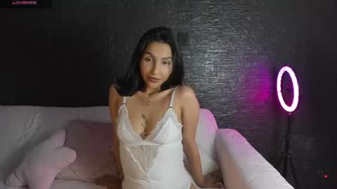 Snapshot of bby_salome_ chatting on June 14, 2026, 4:36 am salom online show from June 14, 2026, 4:36 am
