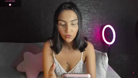 Snapshot of bby_salome_ chatting on June 18, 2026, 3:40 am salom online show from June 18, 2026, 3:40 am