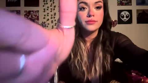 bbyslugggg online show from February 18, 2025, 6:04 am