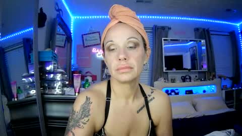bdon1977 online show from July 21, 2026, 10:39 am