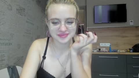 Snapshot of be_daddy chatting on January 4, 2025, 12:27 pm Summer BABY online show from January 4, 2025, 12:27 pm