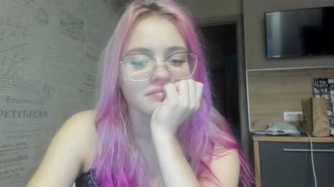 Snapshot of be_daddy chatting on January 13, 2025, 2:32 pm Summer BABY online show from January 13, 2025, 2:32 pm