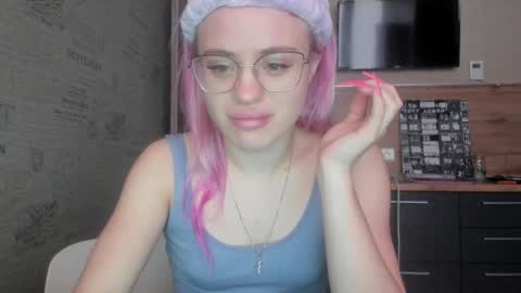 Snapshot of be_daddy chatting on January 15, 2025, 12:47 pm Summer BABY online show from January 15, 2025, 12:47 pm