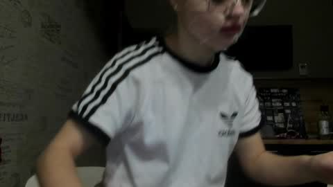 Snapshot of be_daddy chatting on January 30, 2025, 3:08 pm Summer BABY online show from January 30, 2025, 3:08 pm