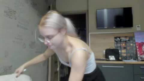 Snapshot of be_daddy chatting on March 8, 2025, 3:45 pm Summer BABY online show from March 8, 2025, 3:45 pm