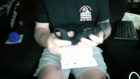 Snapshot of beachguy38 chatting on October 18, 2025, 12:17 pm beachguy38 online show from October 18, 2025, 12:17 pm